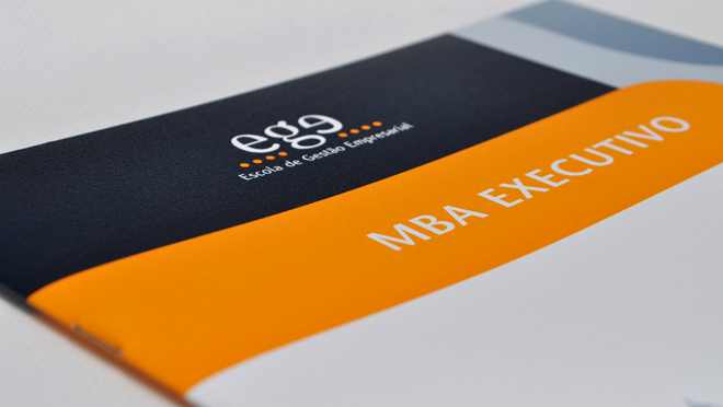 Design de catálogos e folhetos EGE