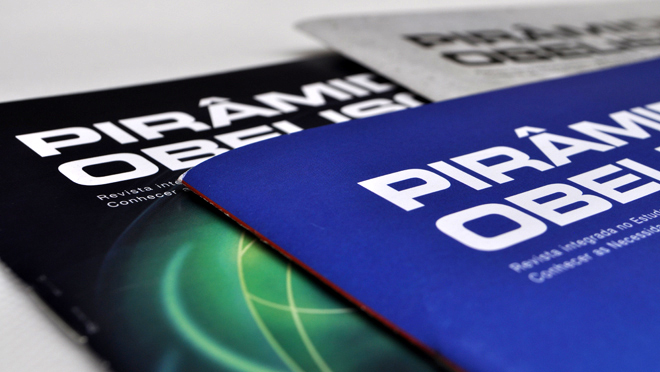 Magazine de Design Pyramides et des Obélisques