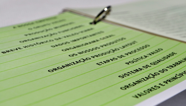 Conception De Livre De Valeo